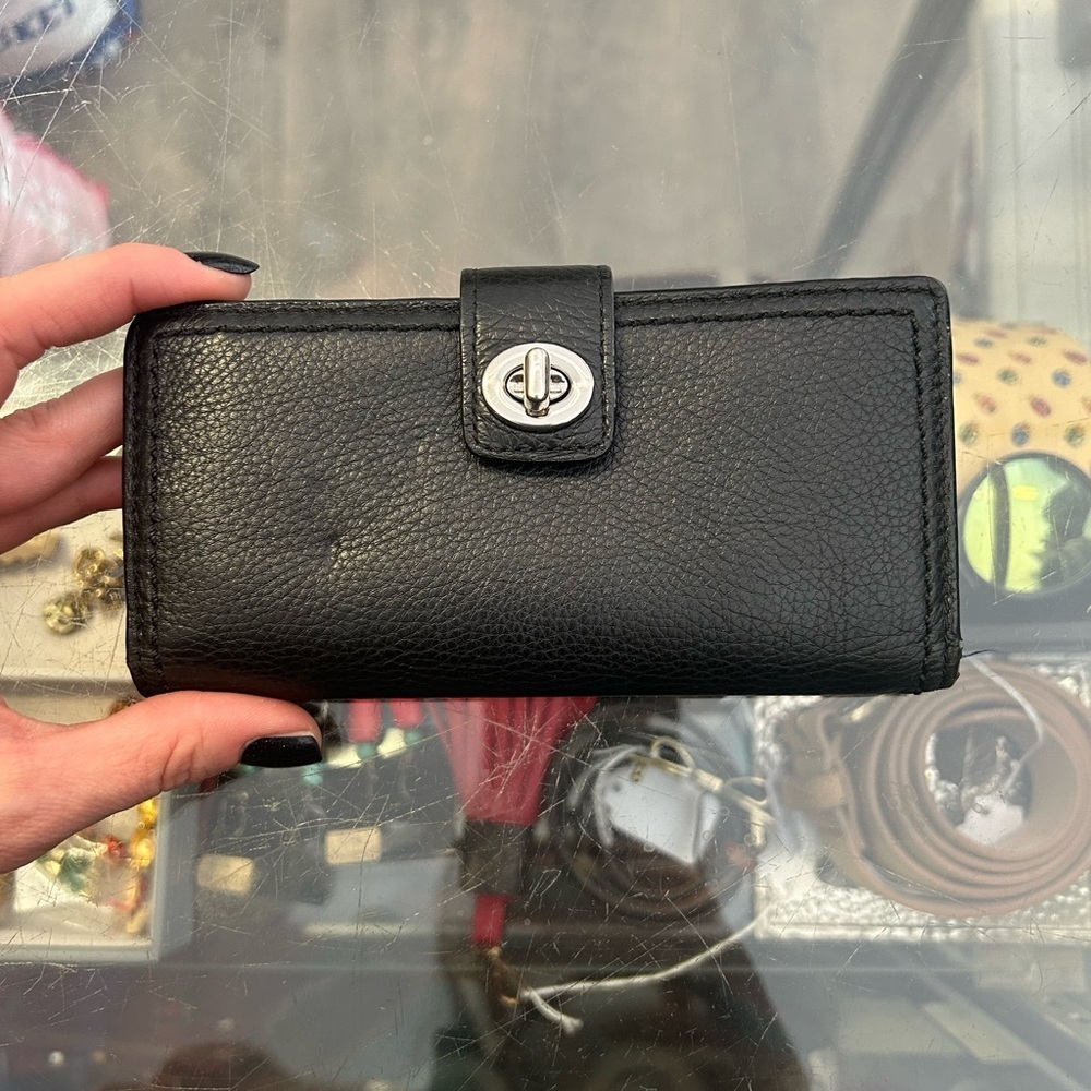 Coach Black Leather Turn Lock Checkbook Wallet Long Bifold Zip Back